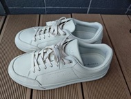 Tommy Hilfiger 白色休閒鞋