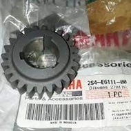 YAMAHA LC135 HAND CLUTCH PRIMARY DRIVE GEAR (2S4 - E6111 ) ORIGINAL