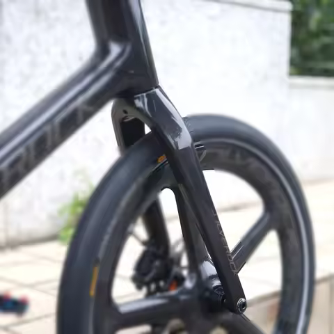 SILVEROCK Carbon Fork 20in 451 406 Tapered Thru Axle M12 x 100mm Disc Brake Flat Mount Inner Housing