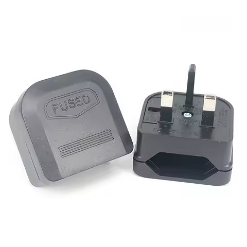 European Euro EU 2 Pin to UK British 3 Pin Plug Power Socket With 5A Fuse Travel KR Plug Adapter Con