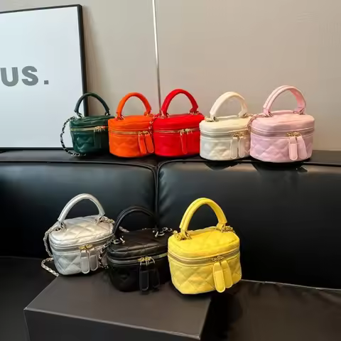 Mini Diamond Quilted Leather Bucket Bag Checkered Pattern with Gold Chain Shoulder Strap Crossbody B