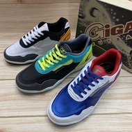 GIGA FG 420 รองเท้าฟุตซอล (37-44) สีขาว/ดำ/น้ำเงิน