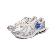 Nb 1906R Silver Metallic Seasalt (100% Authentic)