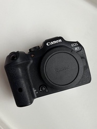 Canon R7