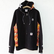 全新 正版 Aape a bathing ape X LA ( Sweater 外套 )