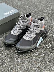 ECCO BIOM 緩震防水男鞋 徒步越野休閑鞋 兩色(貨號：isk0yy)