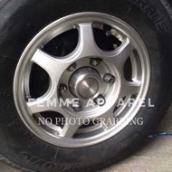 URVAN NISSAN 2.7 CENTER CAP (Stock Mags)