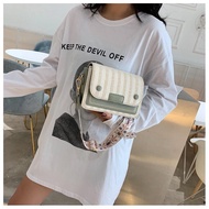 Women's Laptop Camera Bag 6189VA BRANDED WOMEN'S BAG Spot♀Three-piece wood bead women's bag Litch T4