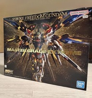 MGEX 1/100 STRIKE FREEDOMGUNDAM/ MGEX1/100 突擊自由高達