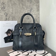 特價 Burberry 全皮黑色 tote郵差包 少肩帶 手提包