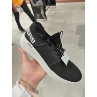 SKECHERS GO RUN ELEVATE WOMAN.