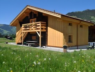 Alpenchalet Weidhaus Gstaad - Dachwohnung - Studio - Stockbettzimmer