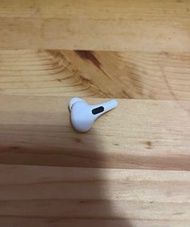 平放 Apple AirPods Pro 1 耳機 (右耳right ear)
