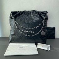 閒置新 Chanel香奈兒22bag黑銀垃圾袋中號芯片款
