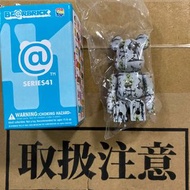<Ohtoys> BEARBRICK Series 41 隱藏版 Artist Brandalism 100% 全1款 Vag Be@rbrick