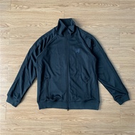 แจ็กเก็ตลายทางแนววินเทจแบบจำกัดยี่ห้อ needles TRACK แบบใหม่แจ็กเก็ตลำลองผ้ากีฬาเสื้อโค้ทสำหรับผู้ชาย