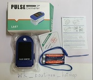 抗疫好物推介👉FINGERTIP PULSE Oximeter Lk87 指夾式血氧脈搏測量計 血氧儀 血氧機 連手繩 英文說明書 合格證 送3A電 x2粒 及早發現新冠無症狀感染 買番個守門口 方便