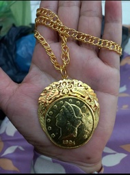 perhiasan rantai kalung dan liontin rupiah/ringgit mirip seperti emas asli