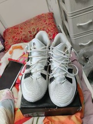 Nike Kyrie 7 EP 白色金色籃球鞋