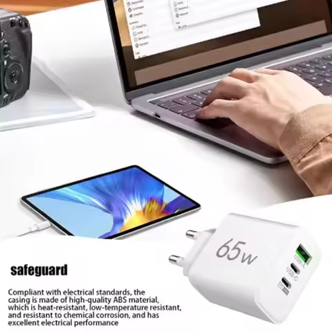 EU plug Triple USB Charger Block 65W Multi-Port USB Phone Charger Block 1 USB2 PD Ports USB Block Wa