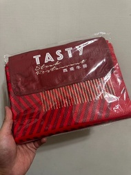 王品集團TASTY西提牛排歡聚享樂編織野餐墊/草地郊遊耐髒坐墊/輕量便攜地墊野餐防水透氣墊 全新