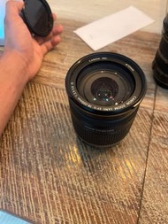 Canon EF-S 18-200mm f/3.5-5.6 IS Lens