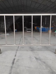 Modern 304 Stainless Steel Railway Station Hoarding Traffic Barrier Isolation Metrol Station Hoardin