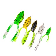Fish bait Buzz Bait Lure Soft Frog Umpan Mancing sawa d Soft Frog Fishing Accessories Hook Floating 