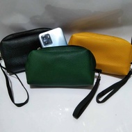 dompet atau tas kecil/pouch untuk wanita/pria untuk menyimpan hp, uang, aksesoris, skincare, bedak, sabun, pensil, dompet, lipat, dan lain sebagainya