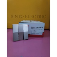 NERO Daytona Gold 3 Gang 1 Way Switch