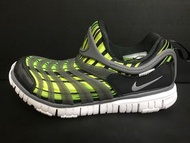Nike 全新 運動童鞋 超輕 超軟 黑螢灰色 834365-700 毛毛蟲鞋 US 11C~3Y號