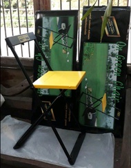 พกพาไปออกรอบ เก้าอี้พับ Johnnie Walker Black Label On Green Chair ขนาดพกพา กะทัดรัด ของสะสมเหล้าเบีย