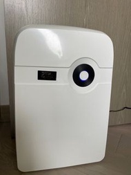 Mini dehumidifier 睡房迷你抽濕機