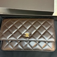 Chanel經典黑金小羊皮WOC