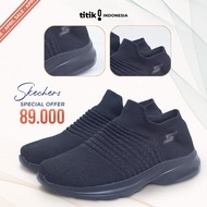 COD Men's Lightweight Slip-On Shoes Men's Casual Sneakers Men's Shoes Size 40-44 Comfortable Vega