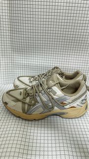 ASICS Gel-Kahana TR V2 (Cream Pure Silver) Size US8/ EUR 41.5/  26cm