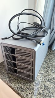 ORICO 4位外置硬碟盒（可raid) ORICO Aluminum 4 bay 3.5" Hard Drive Enclosure With RAID & 150W Power (Support 