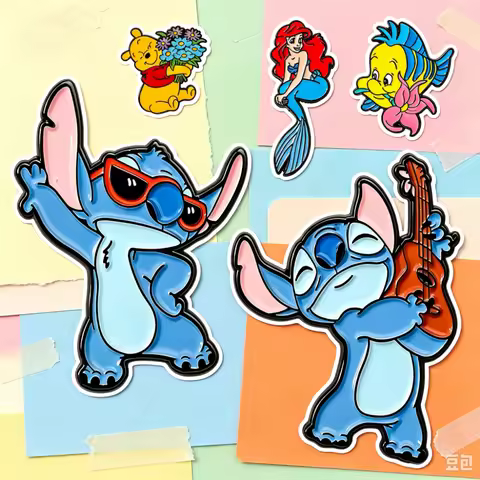 Disney Stitch badges, cute couple brooches, cartoon pins, bag accessories and Christmas gifts