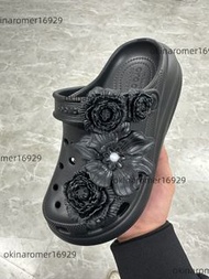 Crocs泡芙洞洞鞋