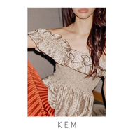 Kemissara Ivy Top (With Detachable Ruffle Sleeve)