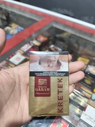 ROKOK GUDANG GARAM KRETEK - 12 BATANG KRETEK