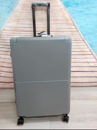 出口日本CECE 28 吋超靜音高端行李箱旅行箱  CECE 28 inch lugguage 46 x 28 x 72cm