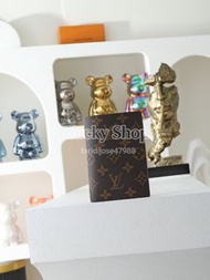 全新🌸Louis Vuitton LV Monogram 經典老花護照套