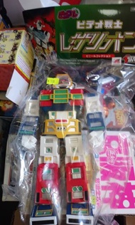 Action toys 搪膠電腦戰士.