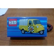 DAIHATDU MIDGET BEMO/ DUNLOP by TOMICA
