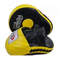 Fairtex - ( FMV9 ) Ultimate Contoured Focus Mitts
