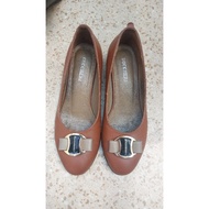 Preloved Buccheri Shoes Size 38