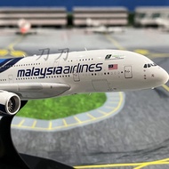 1: 400 Malaysia Airlines Airbus A380 Airliner 9M-MNF 9M-MNE Alloy Aircraft Model