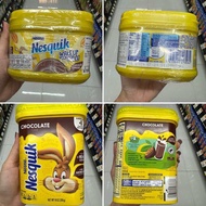 Nestle Nesquik Chocolate Flavour 300 G. เครื่องดื่ม รสช็อกโกแลต ชนิดผง ( ตรา เนสเล่ )