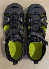 Keen 男童涼鞋